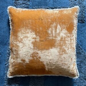 Anke Dreschel silk velvet pillows